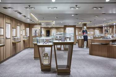 Silversea - Silver Muse - Boutique Entertainment 1.jpg